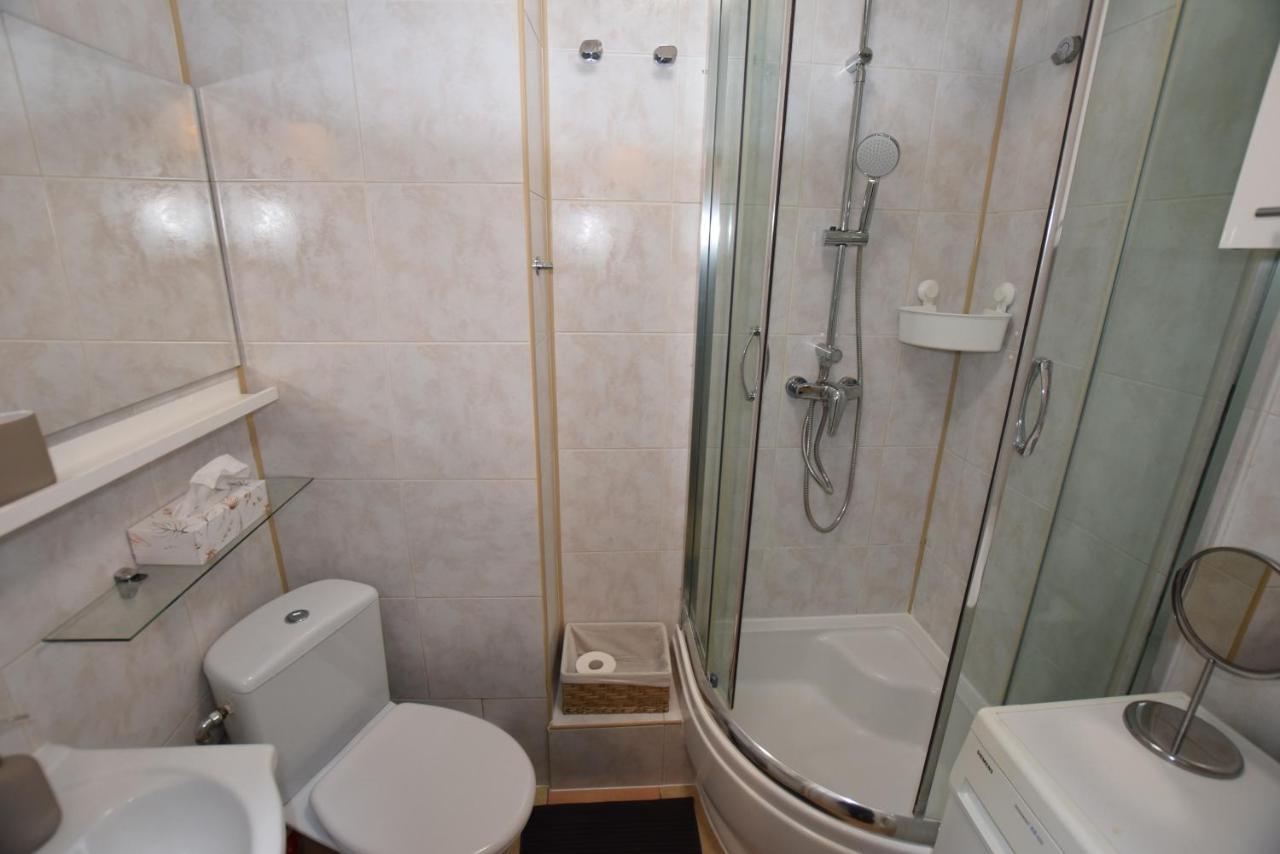 Apartmán Rondo Onz Varšava Exteriér fotografie